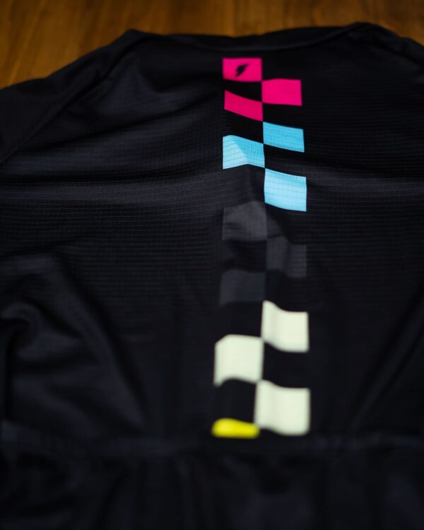COLOR SQUARED H - Image 4